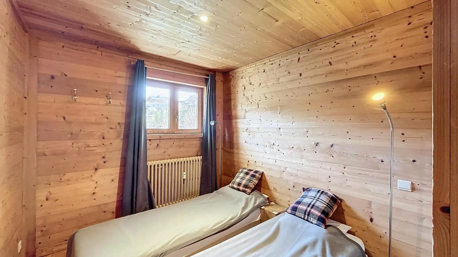 Appartement 4 Pieces Avec Piscine Couverte A Combloux - Fr-1-560-127 Apartmán