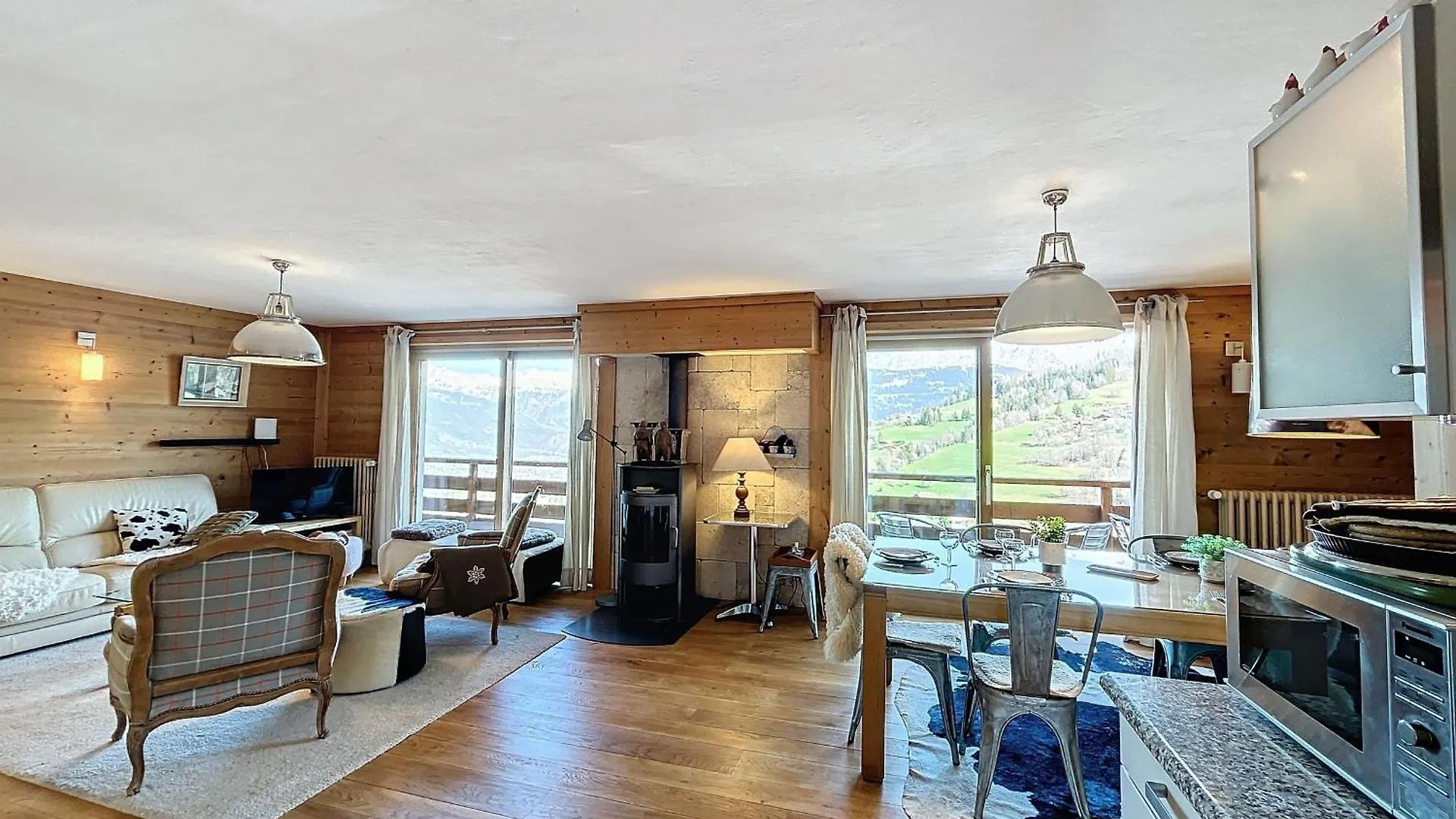 Appartement 4 Pieces Avec Piscine Couverte A Combloux - Fr-1-560-127 Apartmán